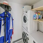 Comfortable Vacation Near The Sea 펜션