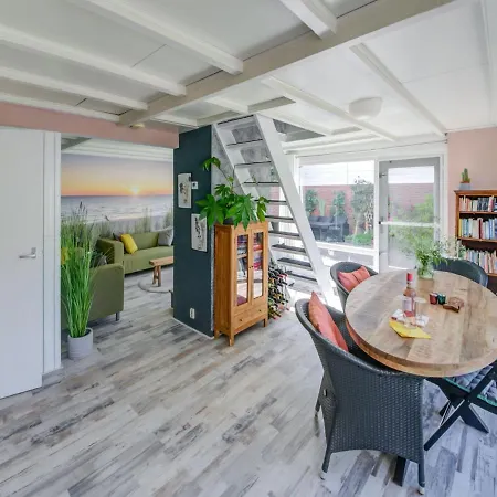 Comfortable Vacation Near The Sea 펜션 *