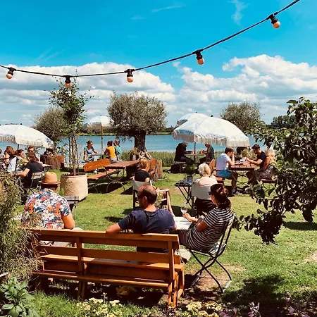 度假居 Comfortable Vacation Near The Sea