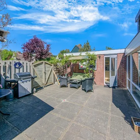 Comfortable Vacation Near The Sea